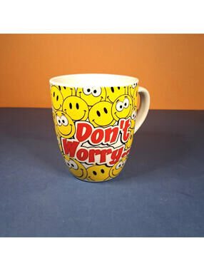 Smily Face Ceramic Coffee/Tea Mug/Cup "Don't Worry Be Happy"